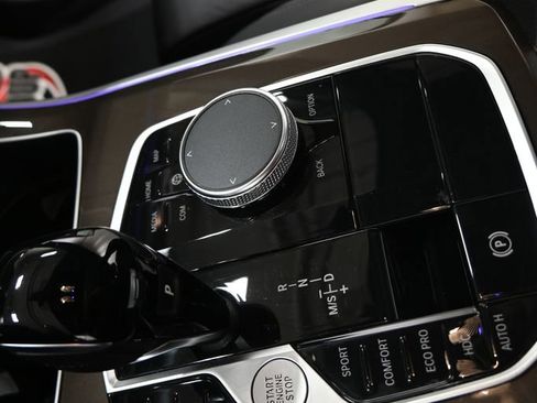 Used 2022 BMW X5 xDrive40i w/ Premium Package image 34