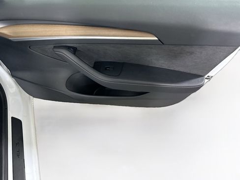 Used 2023 Tesla Model 3 Long Range image 30