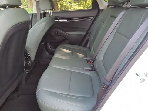 Used 2024 Kia Seltos SX w/ SX Sunroof Package AWD/4WD image 16