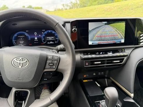 Used 2026 Toyota Camry XSE AWD/4WD image 10