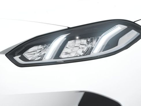 New 2026 BMW 228i w/ Technology Package FWD image 6