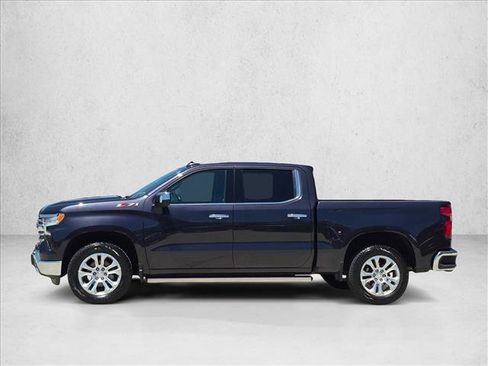 Used 2022 Chevrolet Silverado 1500 LTZ w/ LTZ Premium Package AWD/4WD image 9