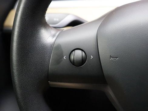 Used 2020 Tesla Model 3 Long Range image 39