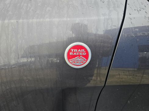 Used 2017 Jeep Grand Cherokee Trailhawk w/ Trailhawk Luxury Group image 31