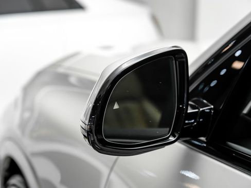 Used 2025 BMW ALPINA XB7 AWD/4WD image 56