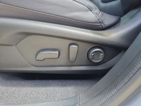 Certified 2025 Subaru Forester Limited AWD/4WD image 15