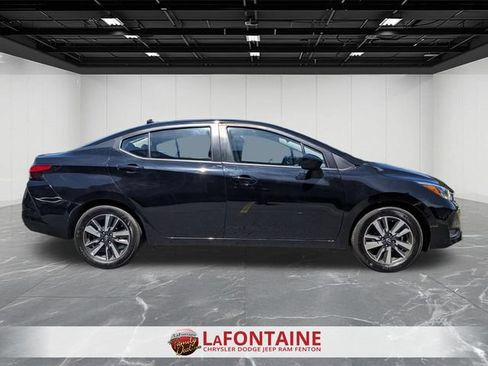 Used 2025 Nissan Versa SV FWD image 6