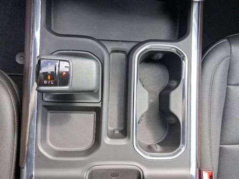 Used 2023 GMC Sierra 1500 SLT w/ SLT Premium Package image 16