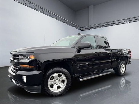 Used 2019 Chevrolet Silverado 1500 LT w/ All Star Edition image 26