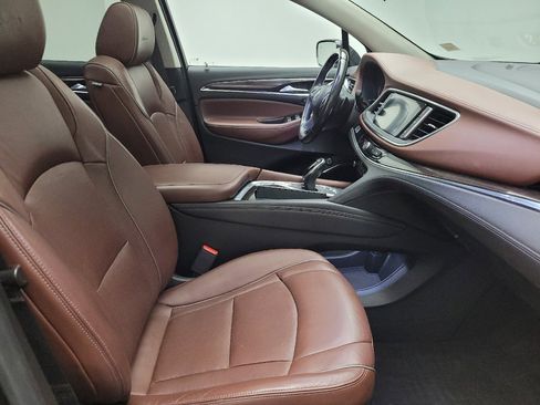 Used 2018 Buick Enclave Avenir w/ Avenir Technology Package AWD/4WD image 21