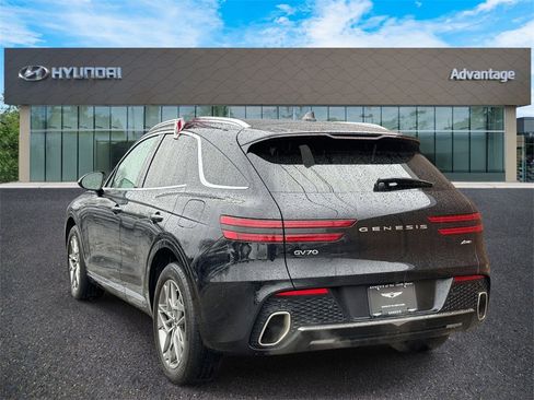 Certified 2024 Genesis GV70 2.5T Advanced w/ Advanced Package image 5