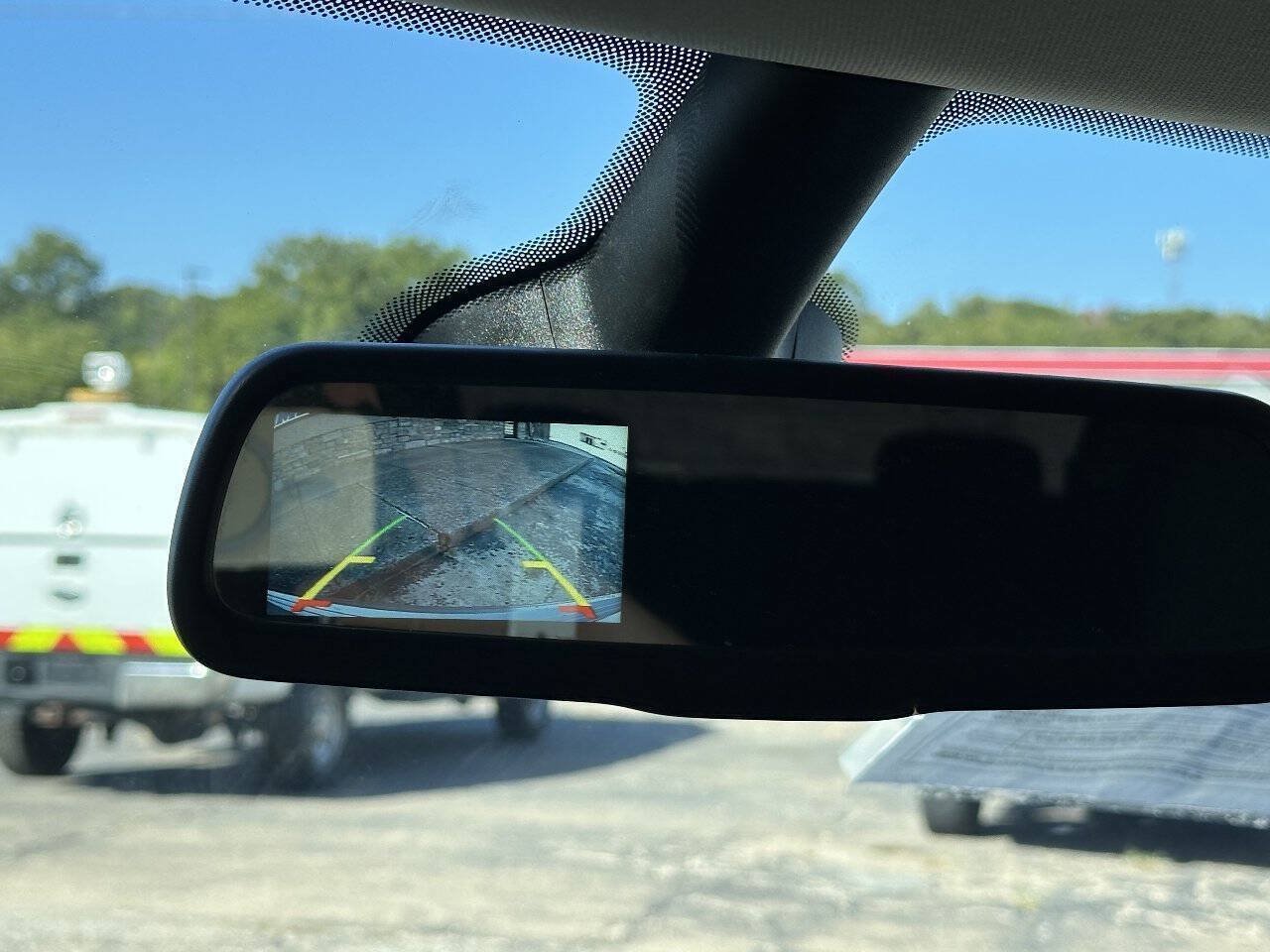 Used 2019 Dodge Journey SE FWD image 14