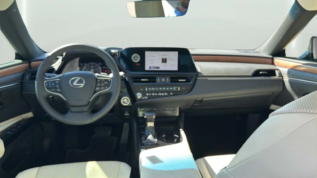 Used 2023 Lexus ES 350 w/ Premium Package FWD image 21