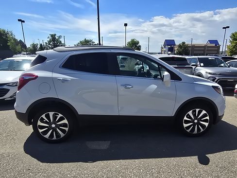 Used 2022 Buick Encore Preferred w/ Safety Package AWD/4WD image 7
