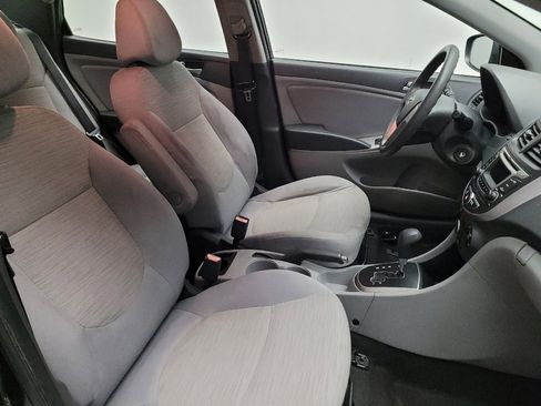 Used 2016 Hyundai Accent SE FWD image 21