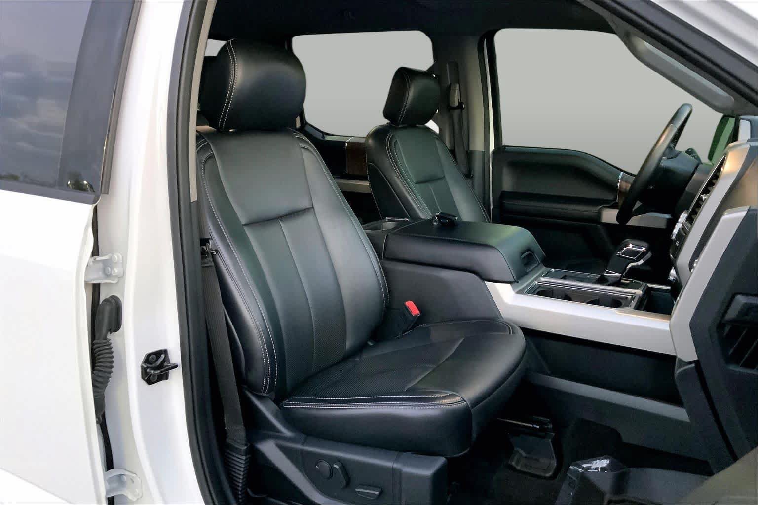 Used 2019 Ford F150 Lariat w/ Equipment Group 502A Luxury AWD/4WD image 8