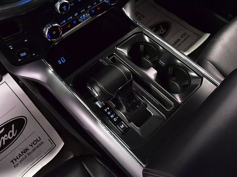 Used 2022 Ford F150 Lariat image 24