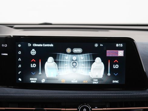 Used 2024 Nissan Ariya AWD image 19