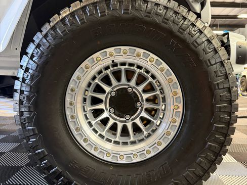 Used 2024 Jeep Wrangler Unlimited Sahara image 9