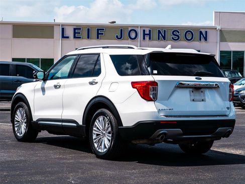 Used 2023 Ford Explorer Limited w/ Limited Technology Package RWD image 5
