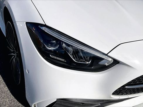 Used 2024 Mercedes-Benz C 300 Sedan image 27