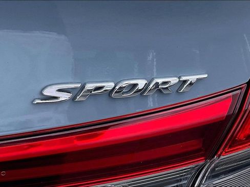 Used 2022 Honda Civic Sport image 24