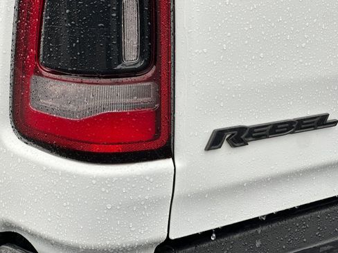 Used 2019 RAM 1500 Rebel image 33