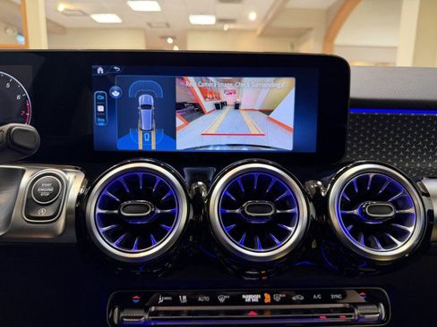 Certified 2025 Mercedes-Benz GLB 250 image 13