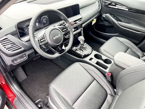 New 2026 Kia Seltos SX w/ SX Sunroof Package image 17