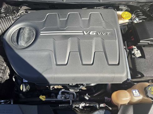 Certified 2022 Jeep Cherokee Trailhawk w/ Comfort/Convenience Group image 13