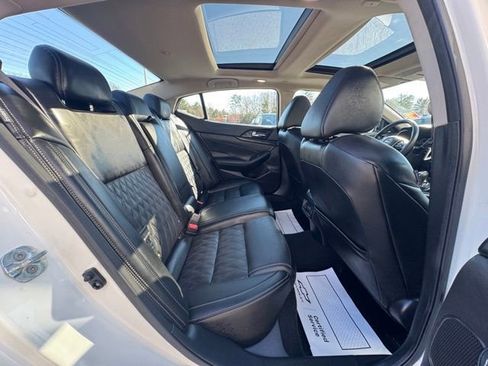 Used 2023 Nissan Maxima Platinum w/ Sport Mat Group image 21