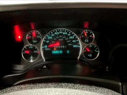 Used 2020 Chevrolet Express 2500 LT w/ LT Preferred Equipment Group RWD image 28