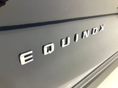 Used 2020 Chevrolet Equinox LS image 9