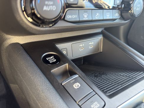 New 2026 Nissan Kicks SV w/ SV Premium Package image 20