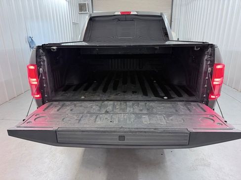 Used 2018 Ford F150 Platinum w/ Equipment Group 701A Luxury AWD/4WD image 34