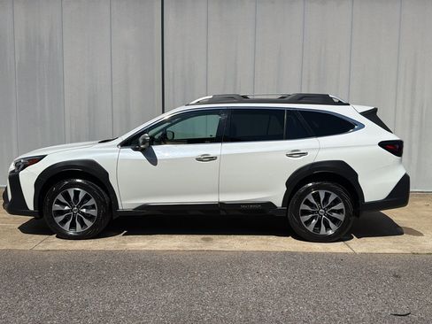 Used 2024 Subaru Outback Touring XT AWD/4WD image 6