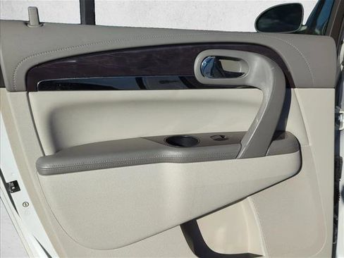 Used 2017 Buick Enclave Leather image 22
