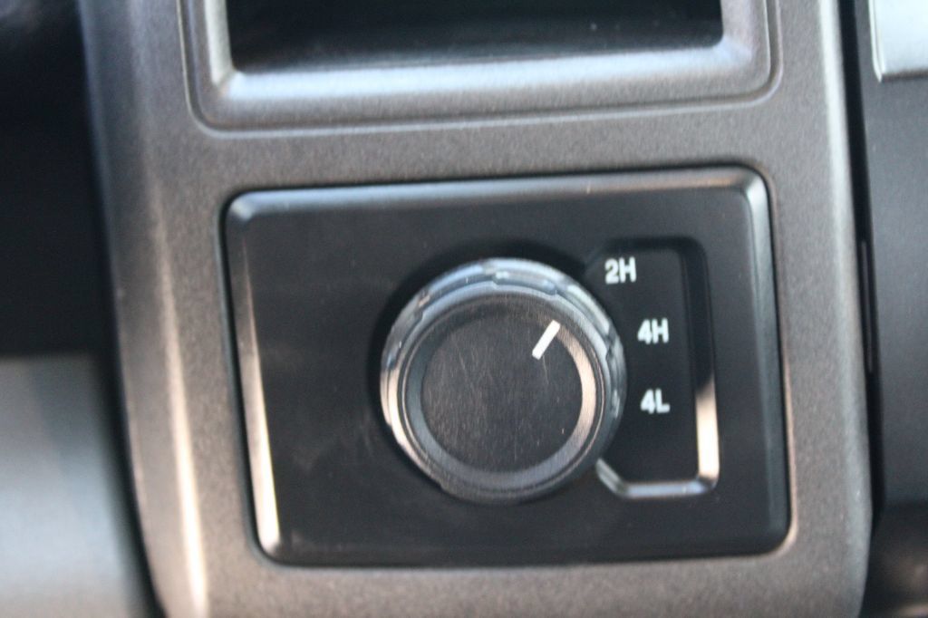 Used 2022 Ford F250 XL w/ Power Equipment Group AWD/4WD image 12