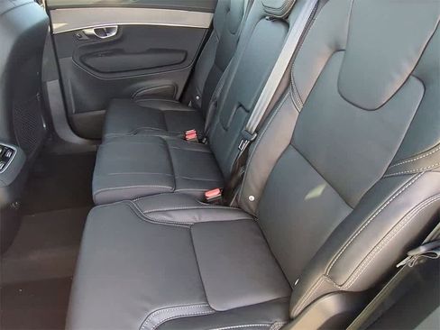 New 2026 Volvo XC90 B6 Ultra image 18