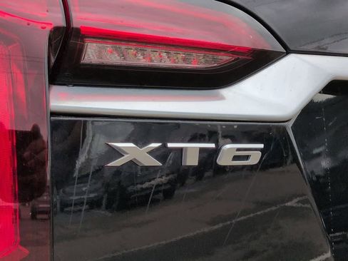 Used 2023 Cadillac XT6 Premium Luxury AWD/4WD image 12