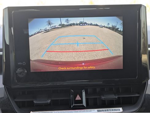 Used 2024 Toyota Corolla SE image 24