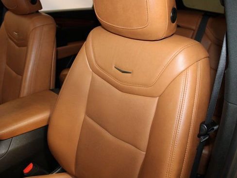 Used 2020 Cadillac XT5 Premium Luxury image 9