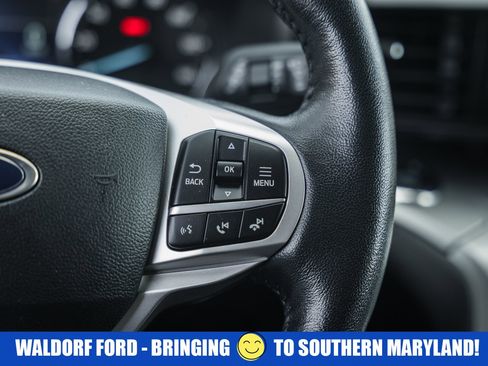 Used 2022 Ford Explorer XLT image 61