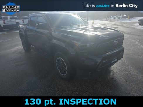 Used 2024 Toyota Tacoma TRD Sport w/ TRD Sport Upgrade Package image 1