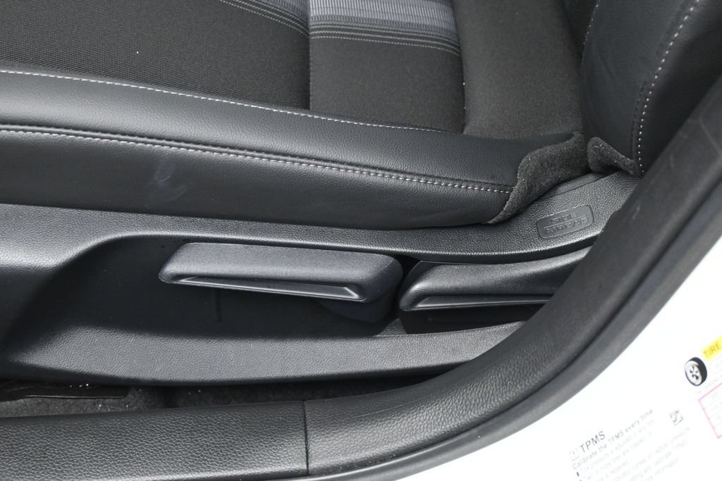 Used 2025 Honda Civic Sport image 12