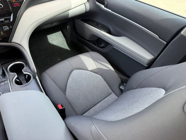 Used 2024 Toyota Camry LE FWD image 24
