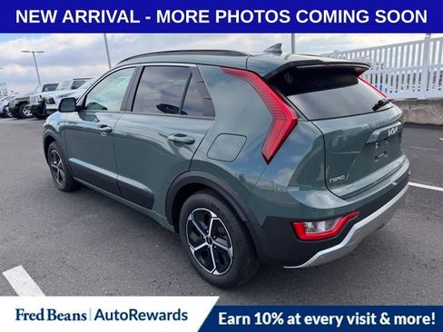 Used 2023 Kia Niro EX image 5