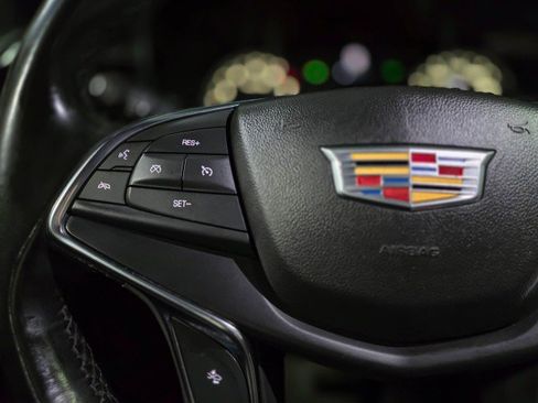 Used 2021 Cadillac XT5 Luxury image 18