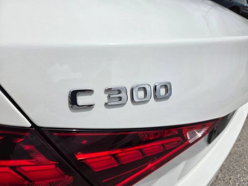 Used 2025 Mercedes-Benz C 300 Sedan image 12