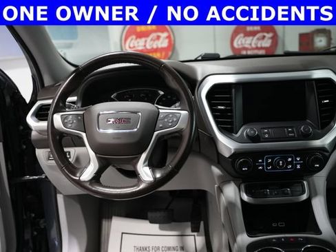 Used 2020 GMC Acadia SLT w/ Premium Package AWD/4WD image 2